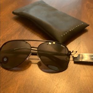 Quay Sunglasses NWT